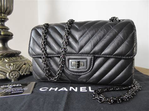 chanel reissue so black chevron|chanel 2.55 reissue.